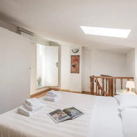 Apartment San Frediano 17 *